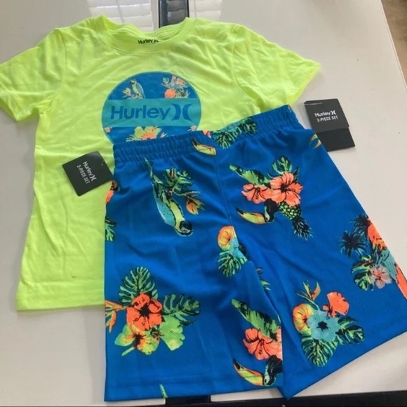 Hurley Other - Hurley colorful active shorts top performance outfit 5034